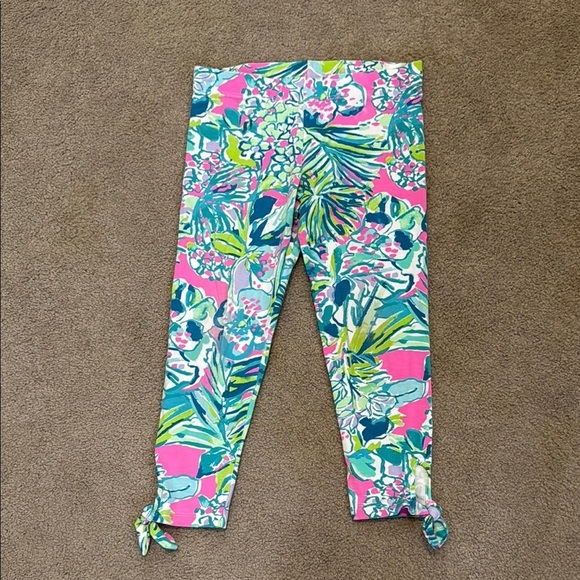Lilly Pulitzer Other - Girl’s Lilly Pulitzer Vibrant Pink and Blue Leggings